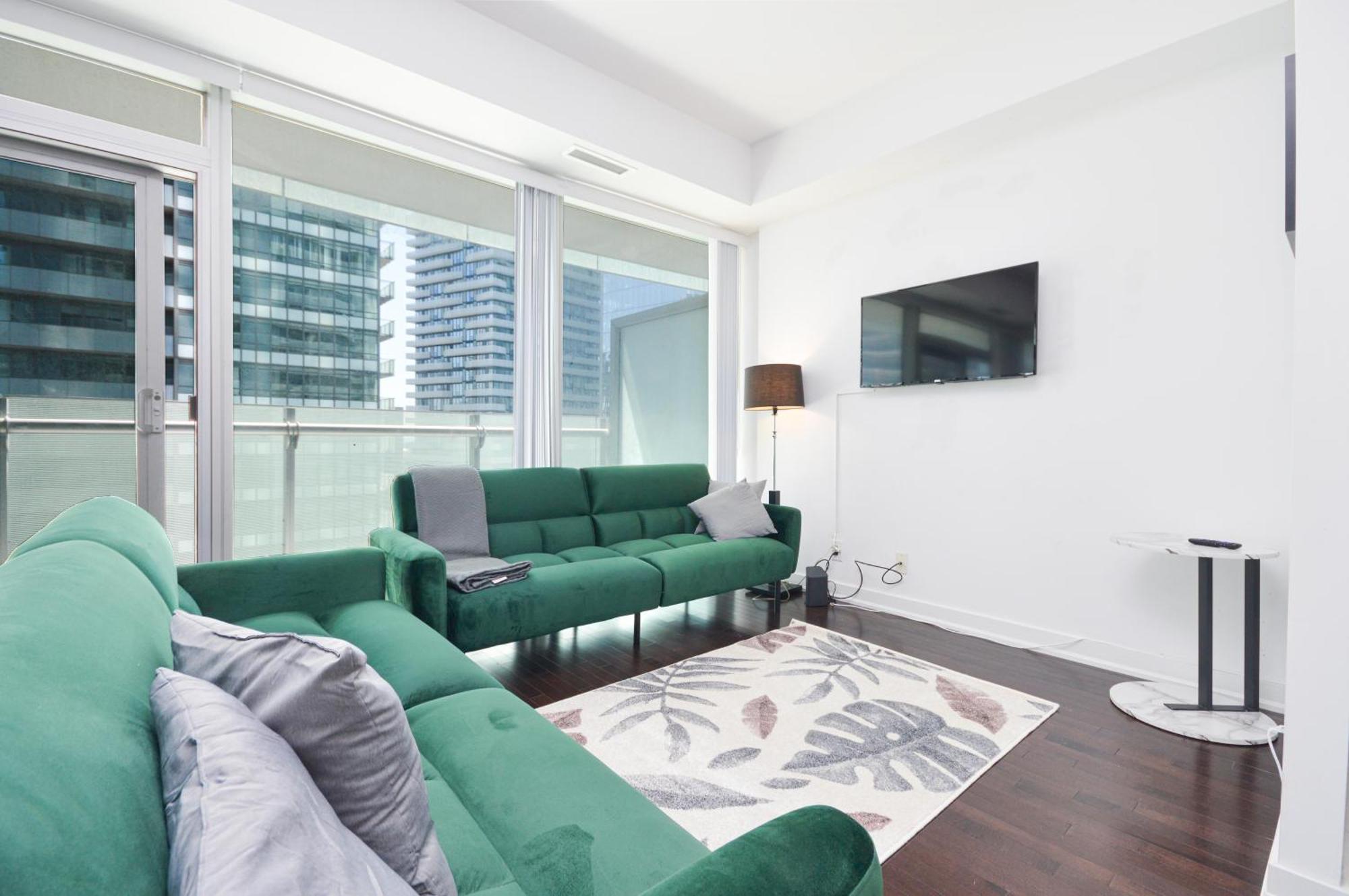 Downtown Toronto Condo Near Cn Tower, Scotiabank Arena, Rogers Centre, Union Station Bagian luar foto